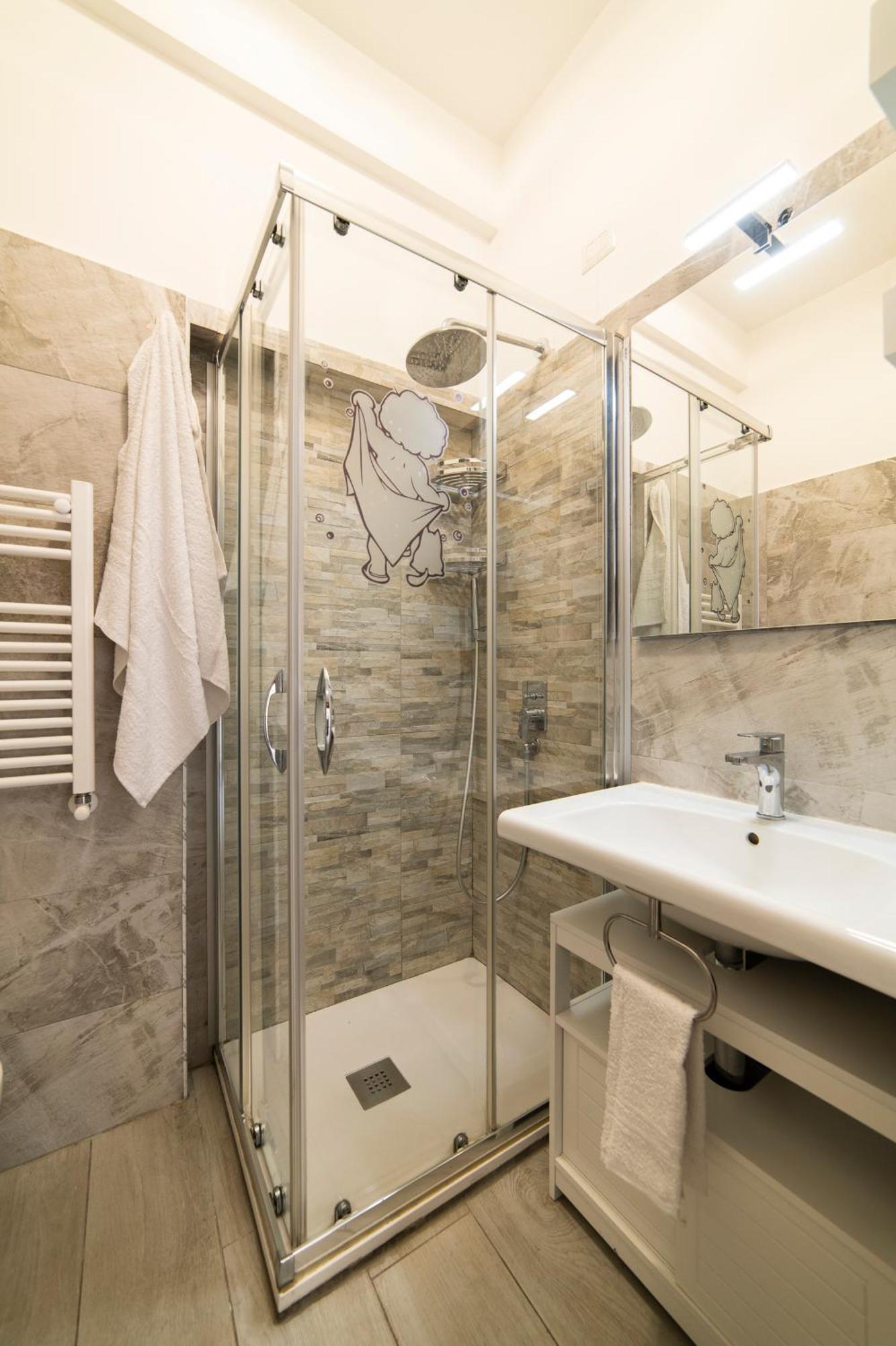 Smart Home - Trilocale Con Parcheggio Privato Rome Exterior photo